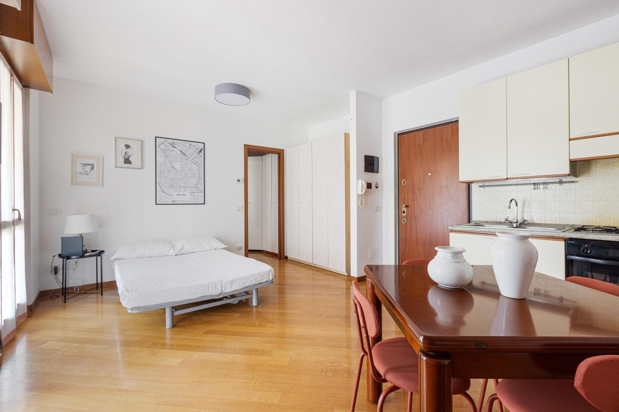 Cosy Studio With Balcony & Private Garage Milánó Kültér fotó